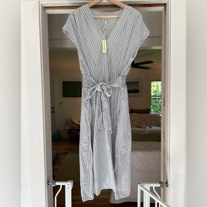 Max studio striped midi shift dress L